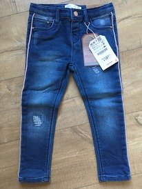 ������ Zara