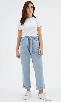 ����� Asda George