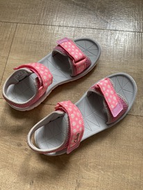 �������� Clarks